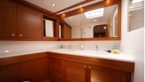 Yacht ILLUSION OF THE ISLES -  Master Ensuite